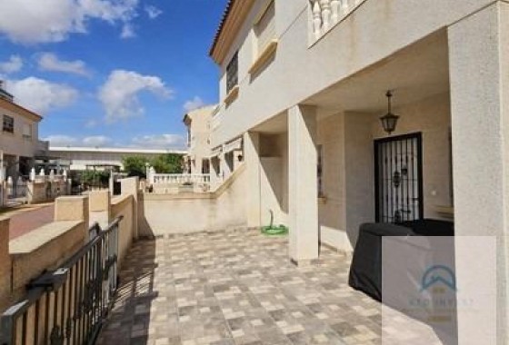 Resale - Townhouse - Torrevieja - La Siesta - El Salado - Torreta