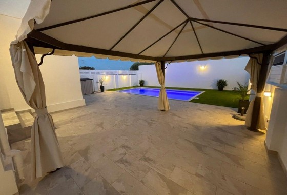 Revente - Villa - Torrevieja - torrevieja