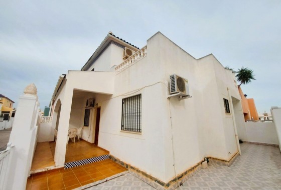 Resale - Detached Villa - Torrevieja - Los altos