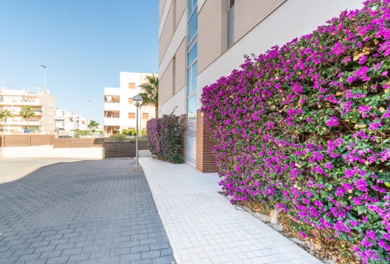 Resale - Apartment - Orihuela Costa - Los Dolses