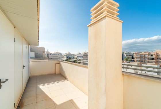 Resale - Apartment - Orihuela Costa - Los Dolses