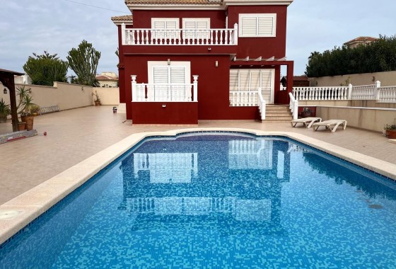 Segunda Mano - Chalet - Torrevieja - Aguas Nuevas