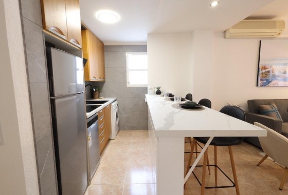 Resale - Apartment - Torrevieja - Centro