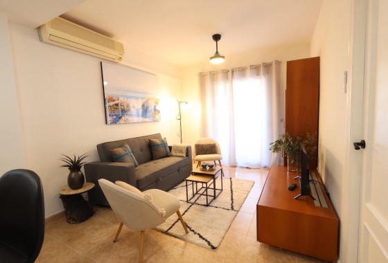 Resale - Apartment - Torrevieja - Centro