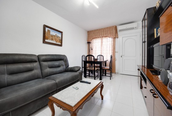 Resale - Townhouse - Torrevieja - Los balcones