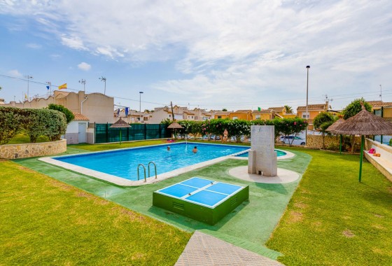 Resale - Townhouse - Torrevieja - Los balcones