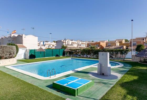 Resale - Townhouse - Torrevieja - Los balcones