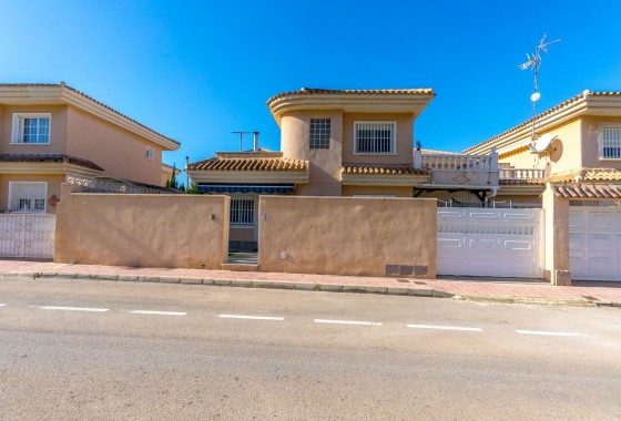 Resale - Townhouse - Torrevieja - Los Balcones - Los Altos del Edén