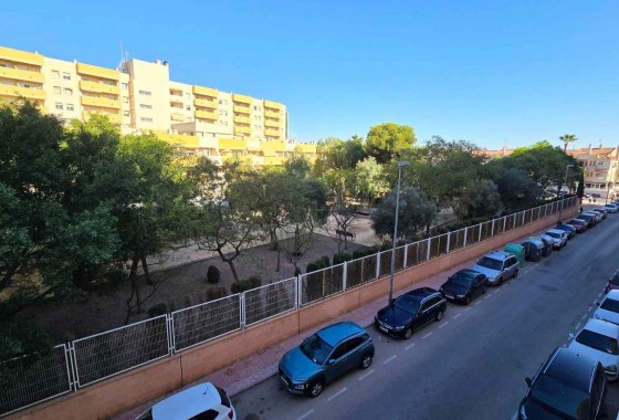 Resale - Apartment - Torrevieja - torrevieja