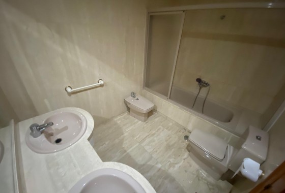 Resale - Apartment - Torrevieja - torrevieja