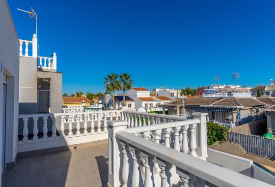 Segunda Mano - Chalet - Torrevieja - El chaparral