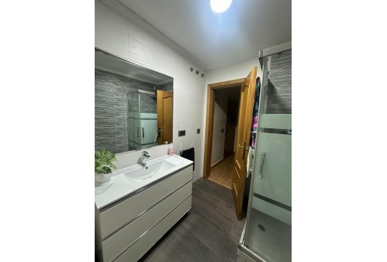 Segunda Mano - Apartamento - Torrevieja - torrevieja