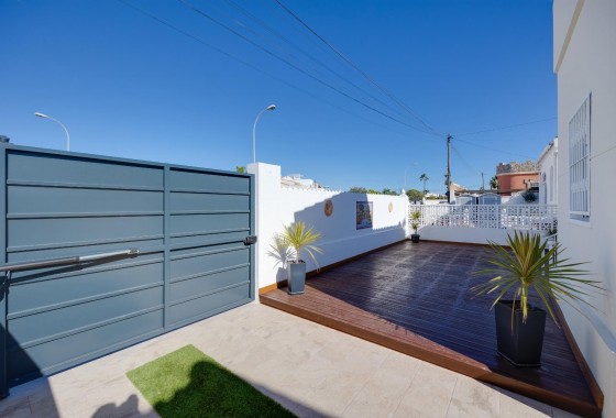 Segunda Mano - Chalet - Torrevieja - San luis