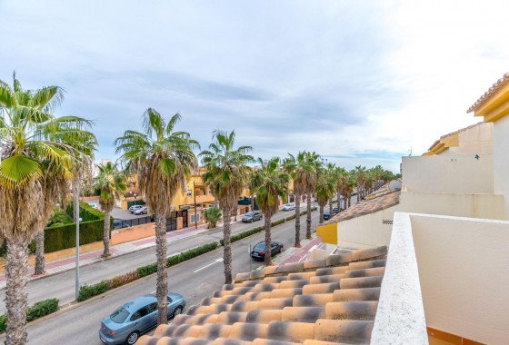 Resale - Townhouse - Orihuela Costa - Campoamor