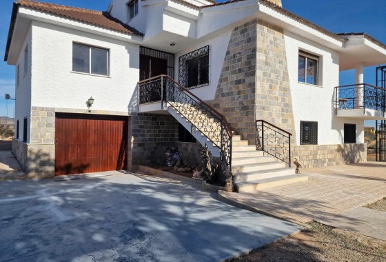 Resale - Detached Villa - Cieza