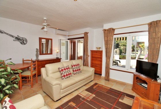 Resale - Apartment - Villamartin