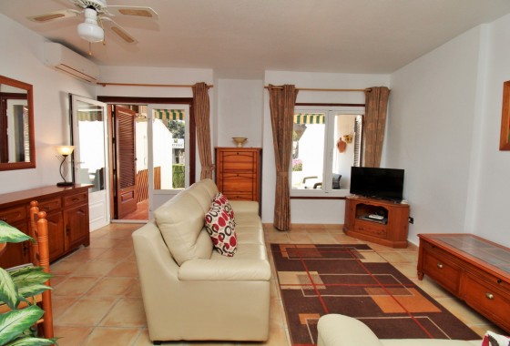 Resale - Apartment - Villamartin