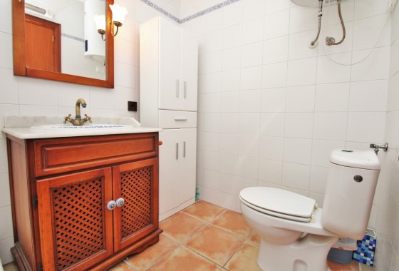 Resale - Apartment - Villamartin