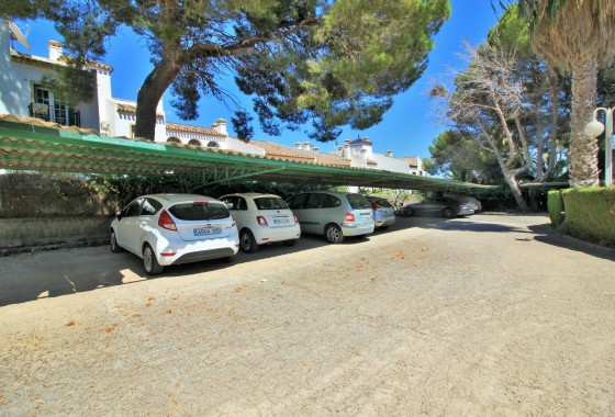 Resale - Apartment - Villamartin