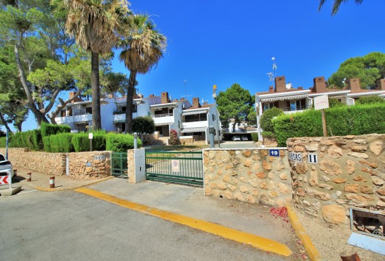 Resale - Apartment - Villamartin