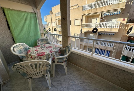 Resale - Apartment - Torrevieja - Estacion de autobuses