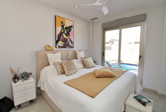 Revente - Villa - Villamartin