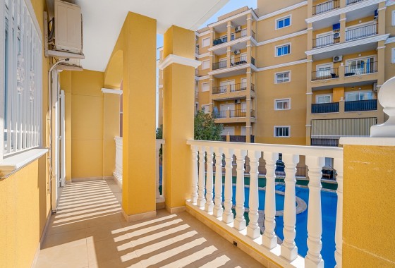 Resale - Apartment - La Mata - Playa