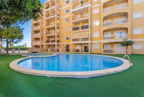 Resale - Apartment - La Mata - Playa