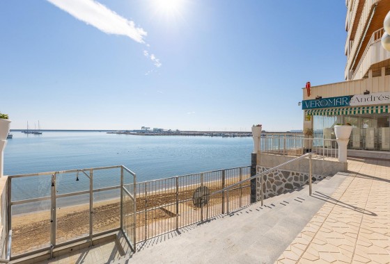 Resale - Apartment - Torrevieja - Acequion