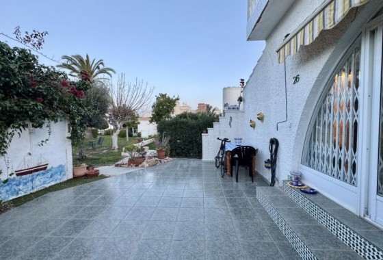 Resale - Bungalow - Orihuela Costa