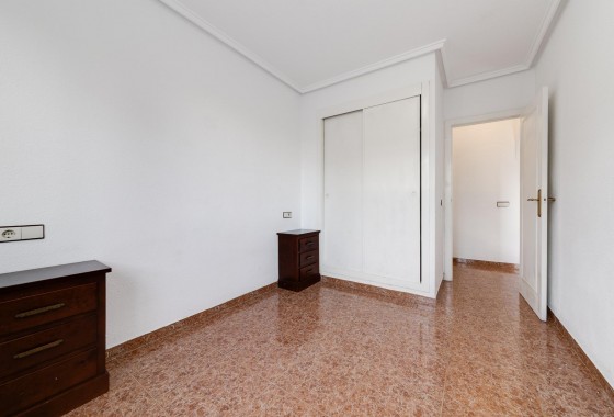 Resale - Apartment - Torrevieja - Centro