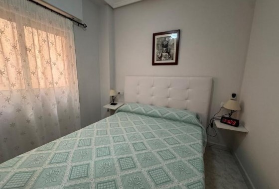 Resale - Apartment - Torrevieja - Playa del cura