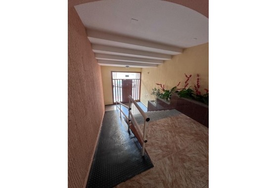 Resale - Apartment - Torrevieja - Centro