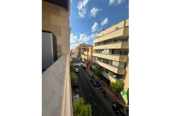 Resale - Apartment - Torrevieja - torrevieja