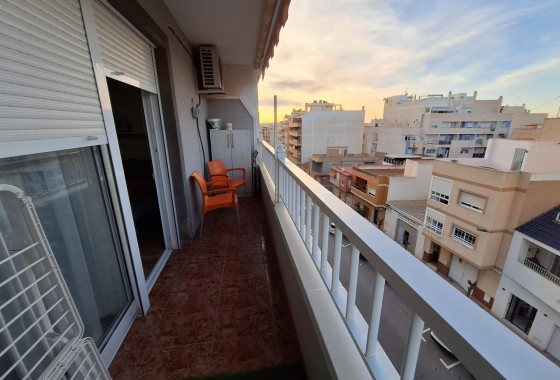 Resale - Apartment - Torrevieja - torrevieja