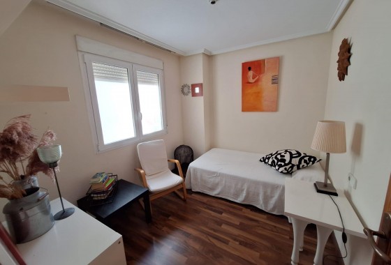 Resale - Apartment - Torrevieja - torrevieja