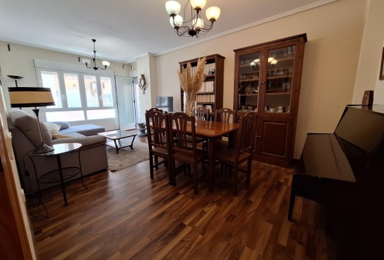 Resale - Apartment - Torrevieja - torrevieja