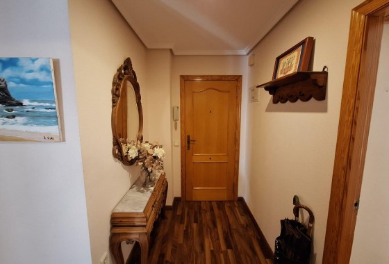 Resale - Apartment - Torrevieja - torrevieja