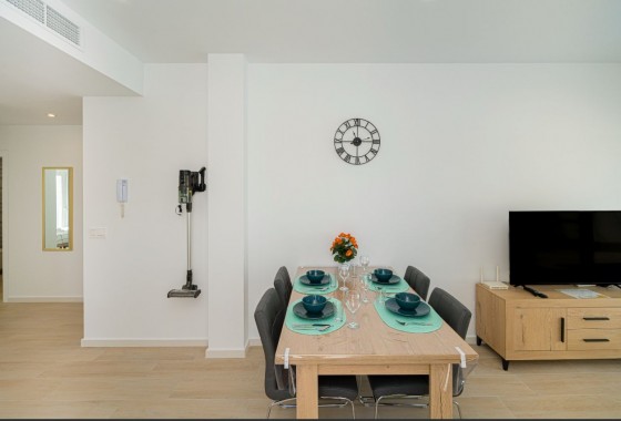 Revente - House - Detached Villa - Avileses