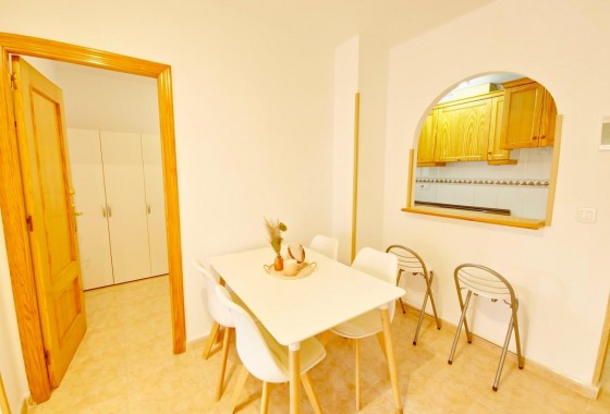 Resale - Apartment - Torrevieja - torrevieja