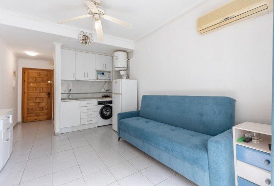 Resale - Apartment - Torrevieja - Centro