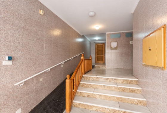 Resale - Apartment - Torrevieja - Centro