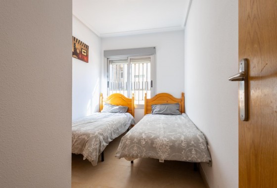 Resale - Apartment - Torrevieja - Punta prima