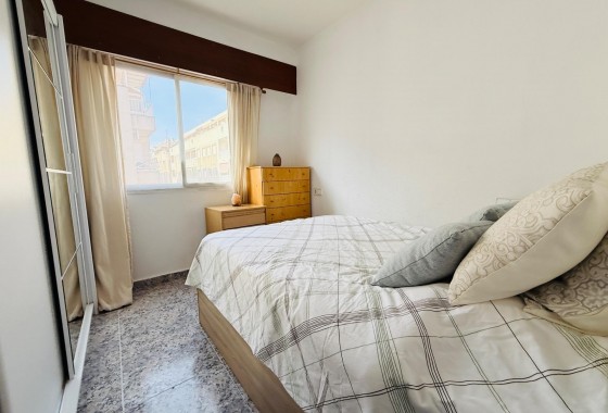 Resale - Apartment - Torrevieja - Playa del cura