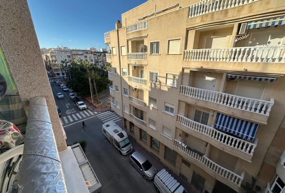 Resale - Apartment - Torrevieja - Playa del cura