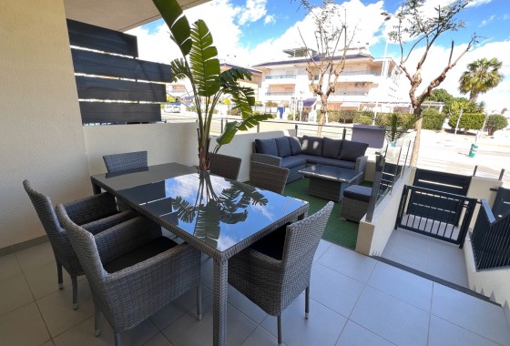 Resale - Apartment - Pilar de la Horadada - Mil Palmeras