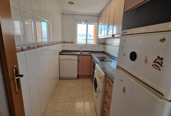 Resale - Apartment - Torrevieja - Playa del cura