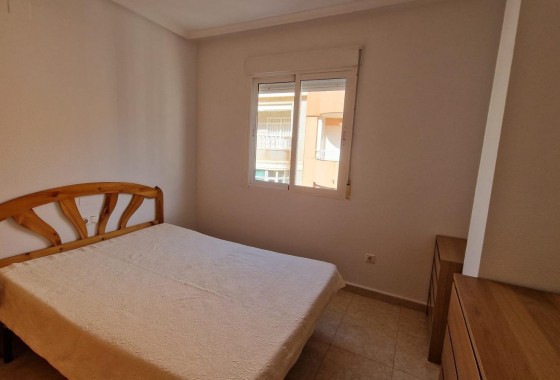 Segunda Mano - Apartamento - Torrevieja - Playa del cura