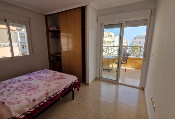 Resale - Apartment - Torrevieja - Playa del cura