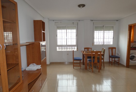 Resale - Apartment - Torrevieja - Torrevieja Centro